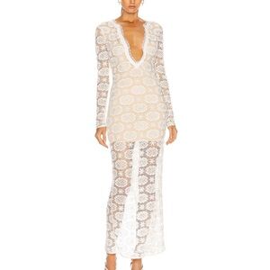 STUNNING retrofete beaded gown!!! Size xs perfect fit winter event/wedding NWT